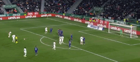 荷兰4-0立陶宛晋级美加墨世界杯，加克波、赖因德斯传射