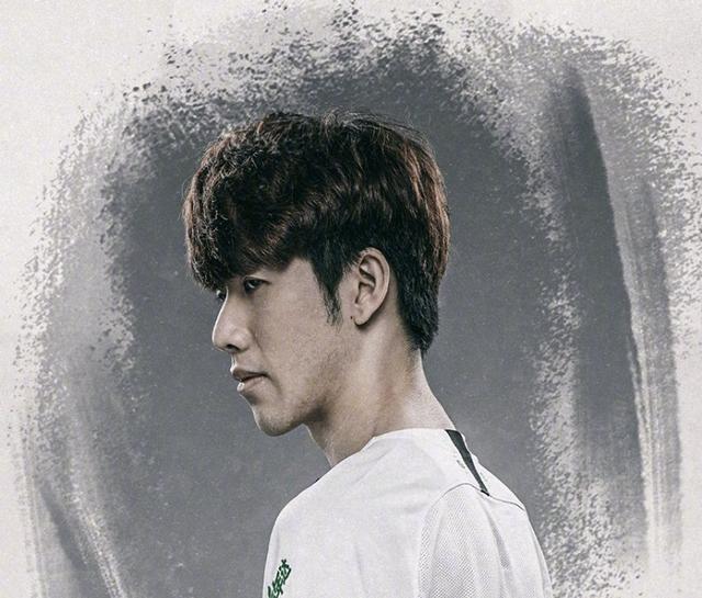 破了世俗对 破了世俗对